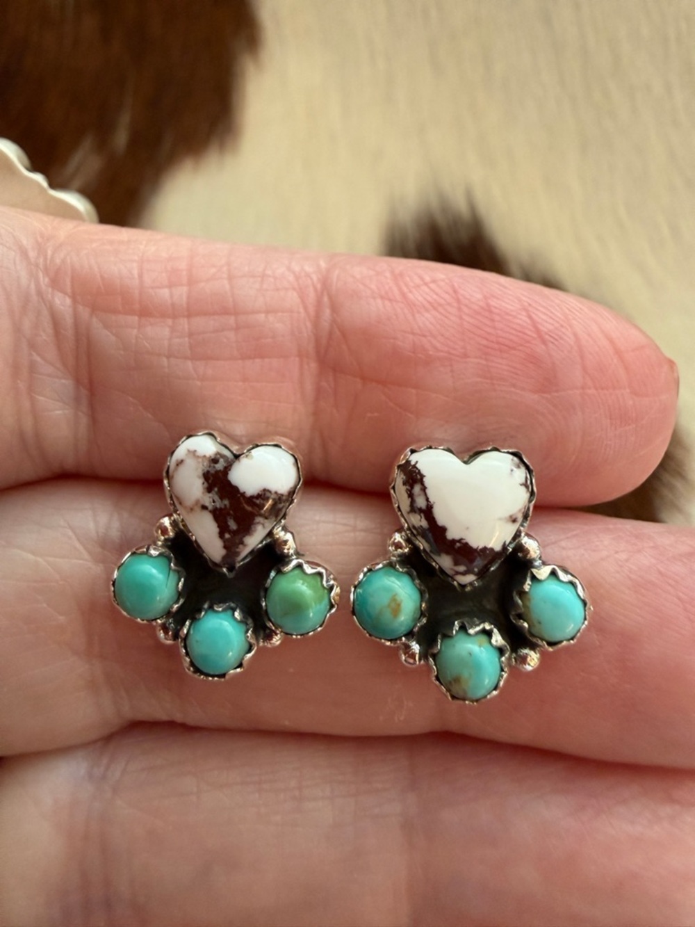 ❤️ Wild Horse Jasper Hearts & Kingman Turquoise 925 Navajo Style Stud Earrings - Picture 6 of 13